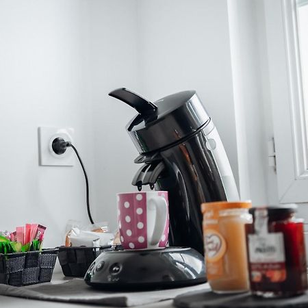 Appartement Neuf, Moderne Et Confortable! Ernee Экстерьер фото