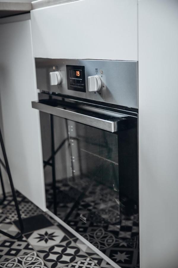 Appartement Neuf, Moderne Et Confortable! Ernee Экстерьер фото